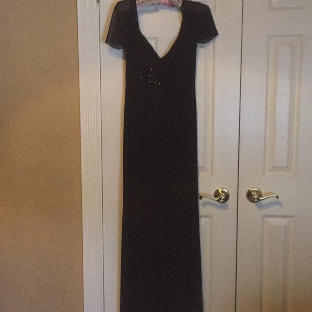 Formal wear black dress